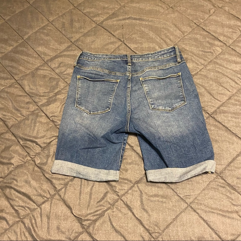 👖Universal Thread High Rise Bermuda Shorts - Picture 8 of 9